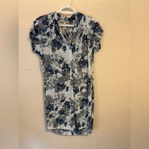 Floral Short-Sleeve Shift Dress - Gray & Navy
